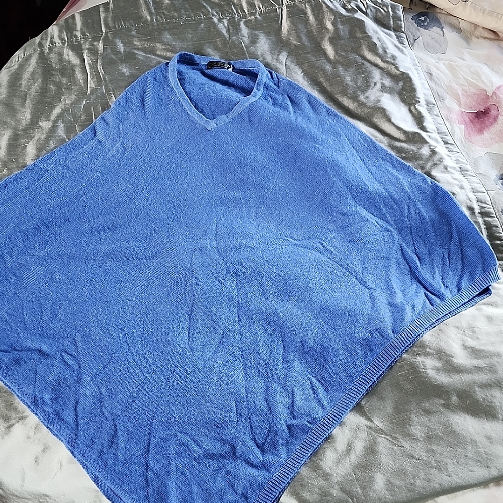 Women's Blue Pashima V-Neck Poncho
